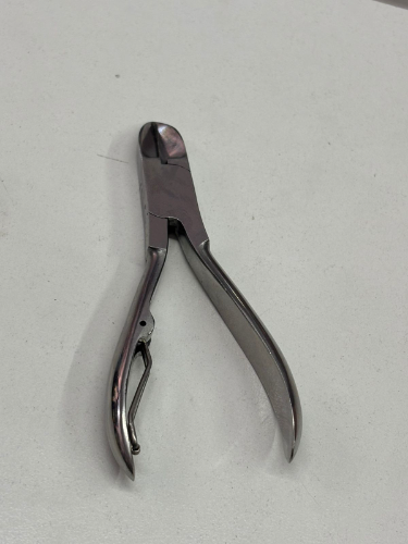 Alicate curvo cortauña 4" Mozku   914