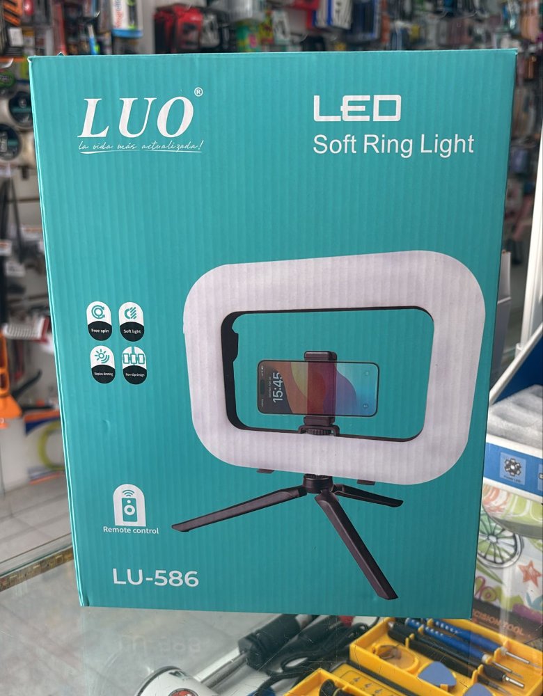Aro Led Cuadrado con Soporte Tripode Luo LU-586