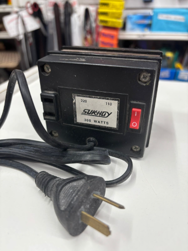 Autotransformador 220 v a 110 v 300w