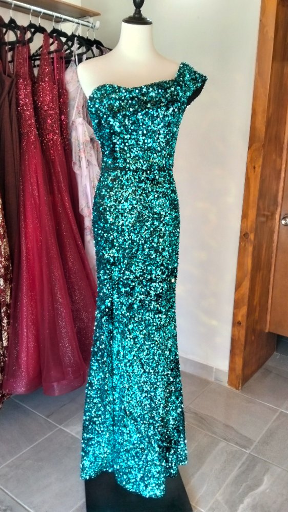 ROSEMORE COUTURE W22154
