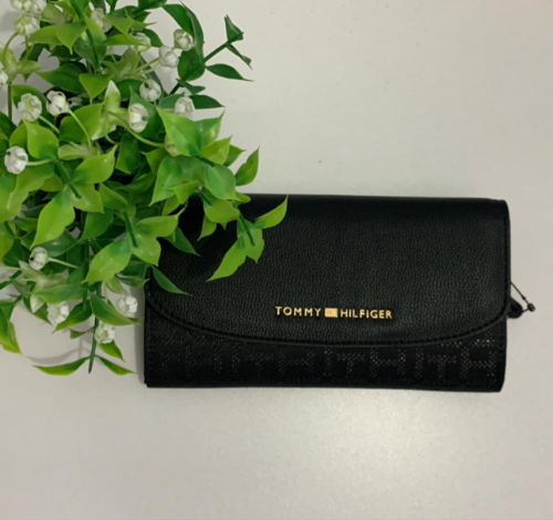 Cartera Tommy caja negra
