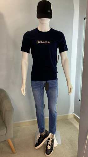 Playera azul marino CK hom