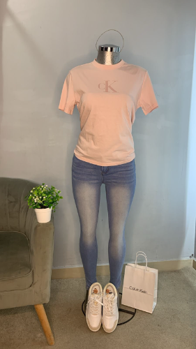 Playera de dama CK color durazno