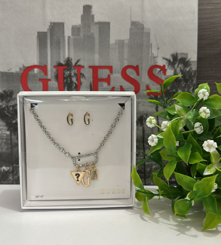 Accesorios Guess