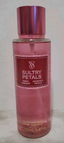 Aromas vs sultry petals