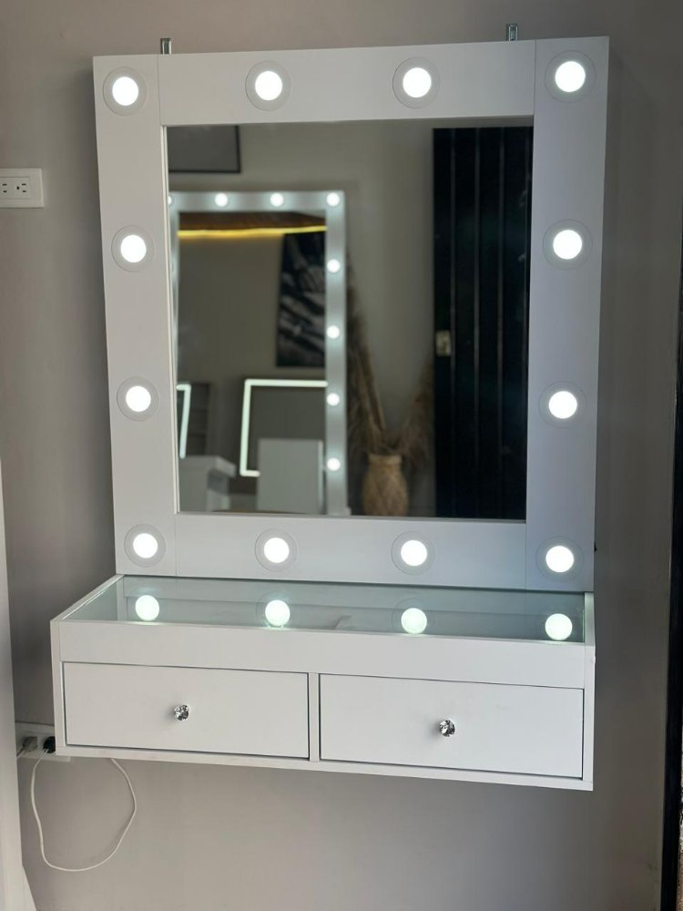 TC001. TOCADOR FLOTANTE 90 CM CON OJOS DE WEY BLANCO