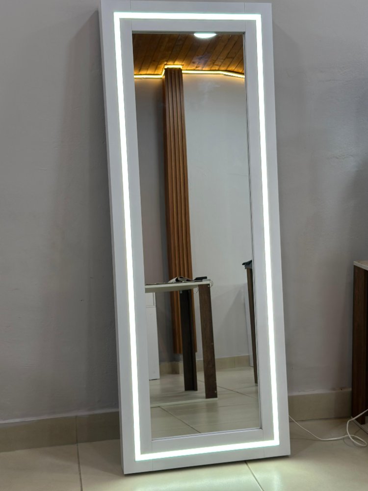ESP020. ESPEJO DE LUCES 180 X 84 CM CON LUZ LED BLANCO