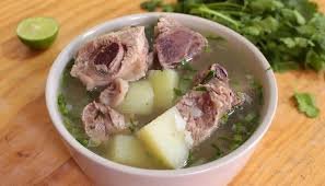 CALDO DE COSTILLA