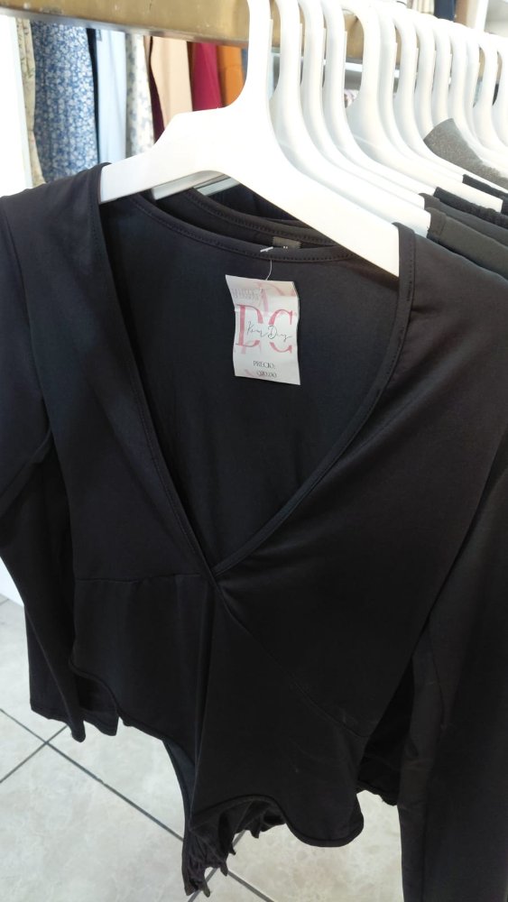 BLUSA BODY CUELLO V