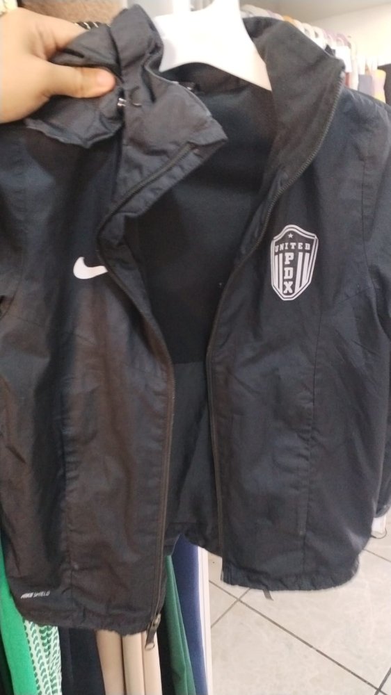 CHUMPA NIKE