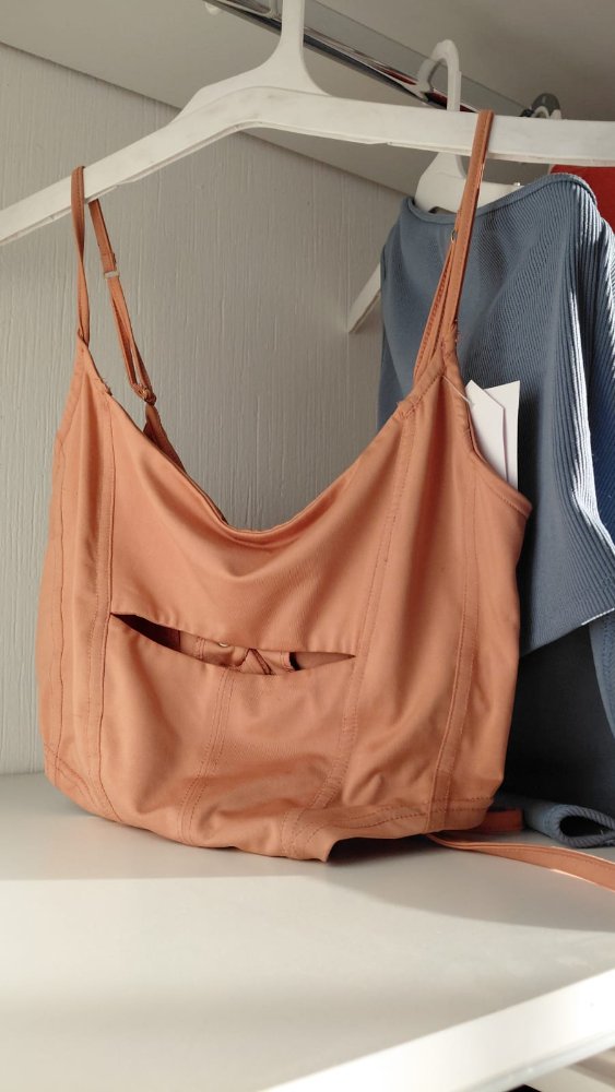 BLUSA DE TIRANTES CAFE