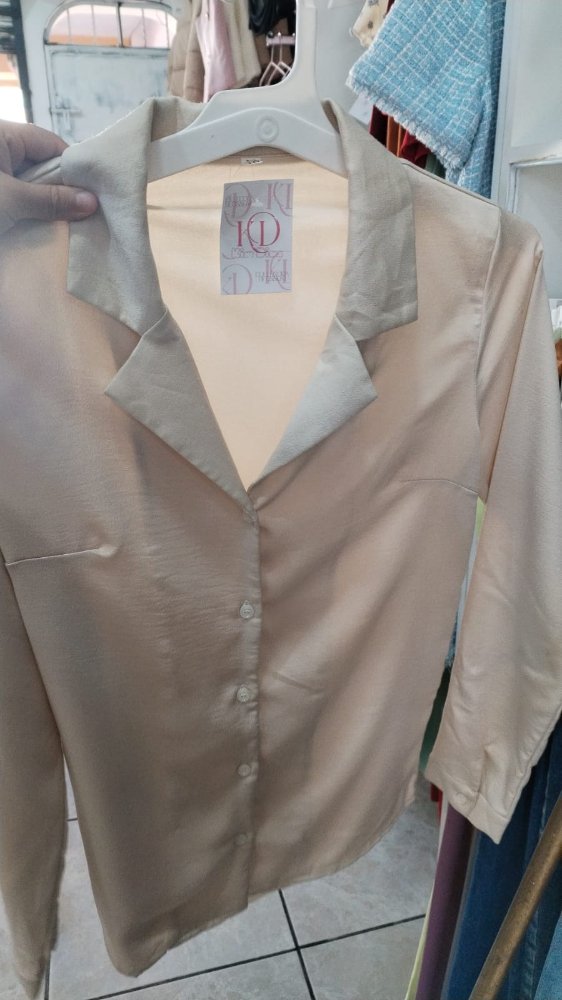 CAMISA DE SATIN BESH