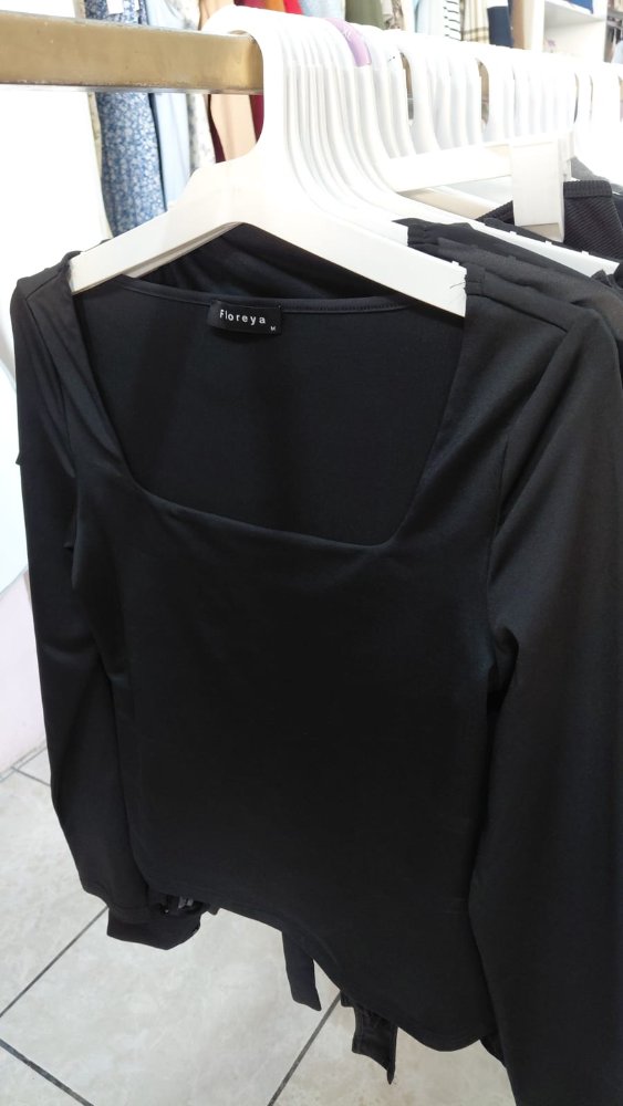 BLUSA FLOREYA