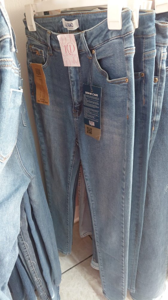 PANTALON SKINNY KALIDAD