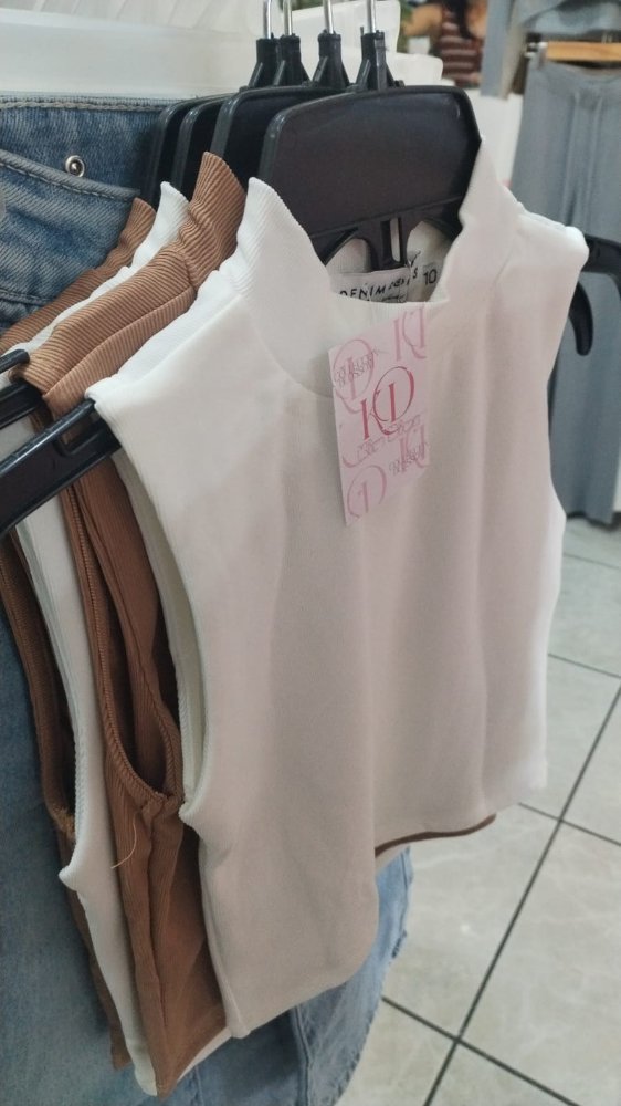 BLUSA TIPO CAMISETA NIÑA