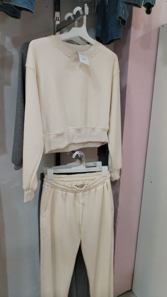 TRAJE SUETER Y PANS