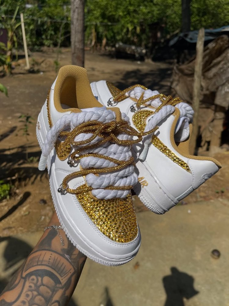 goden customs af1
