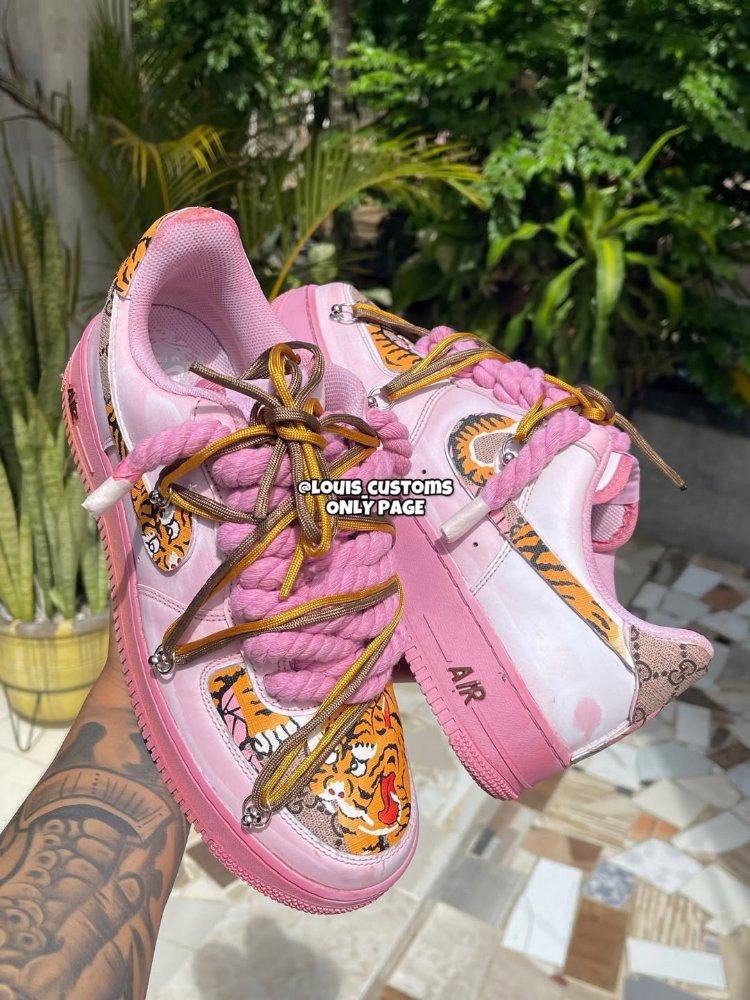 Gucci lion af1