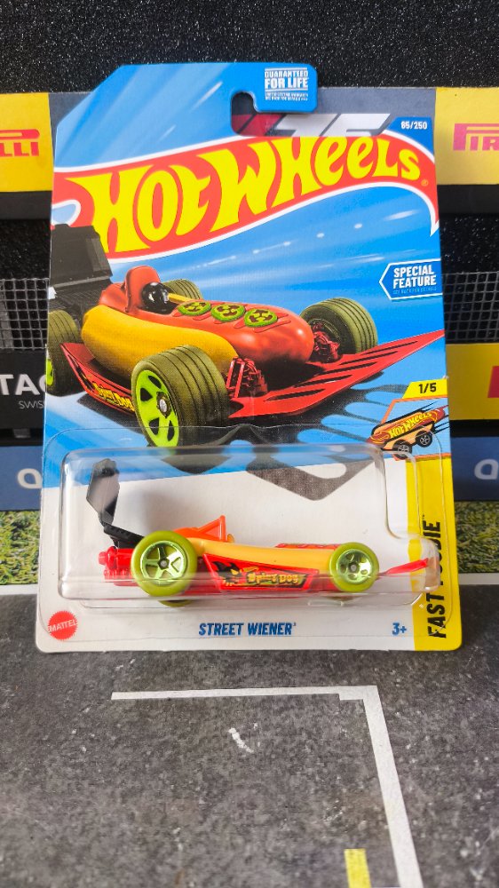 Street Wienner Hot Wheels