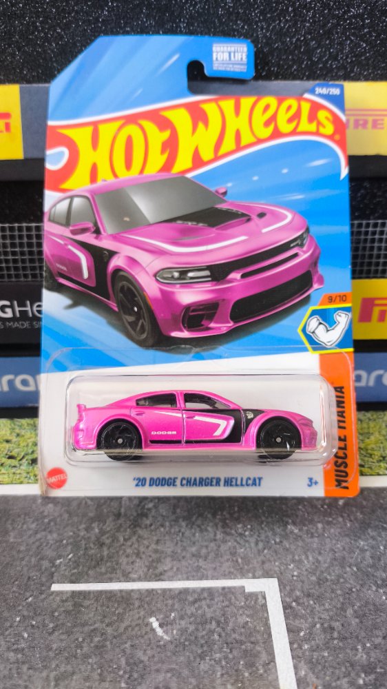 Doge 2020 Charger Hellcat