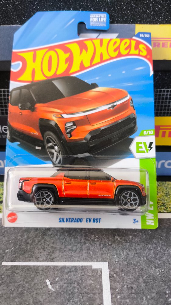 Silverado EV RST