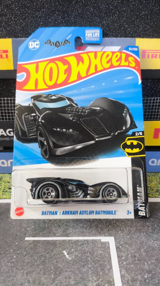 Batma Asylum Batimobile