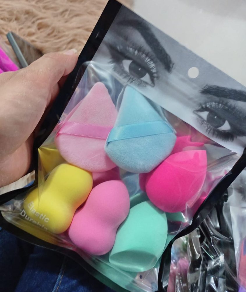 SET DE 4 BEAUTY BLENDERS Y 2 BORLAS PM