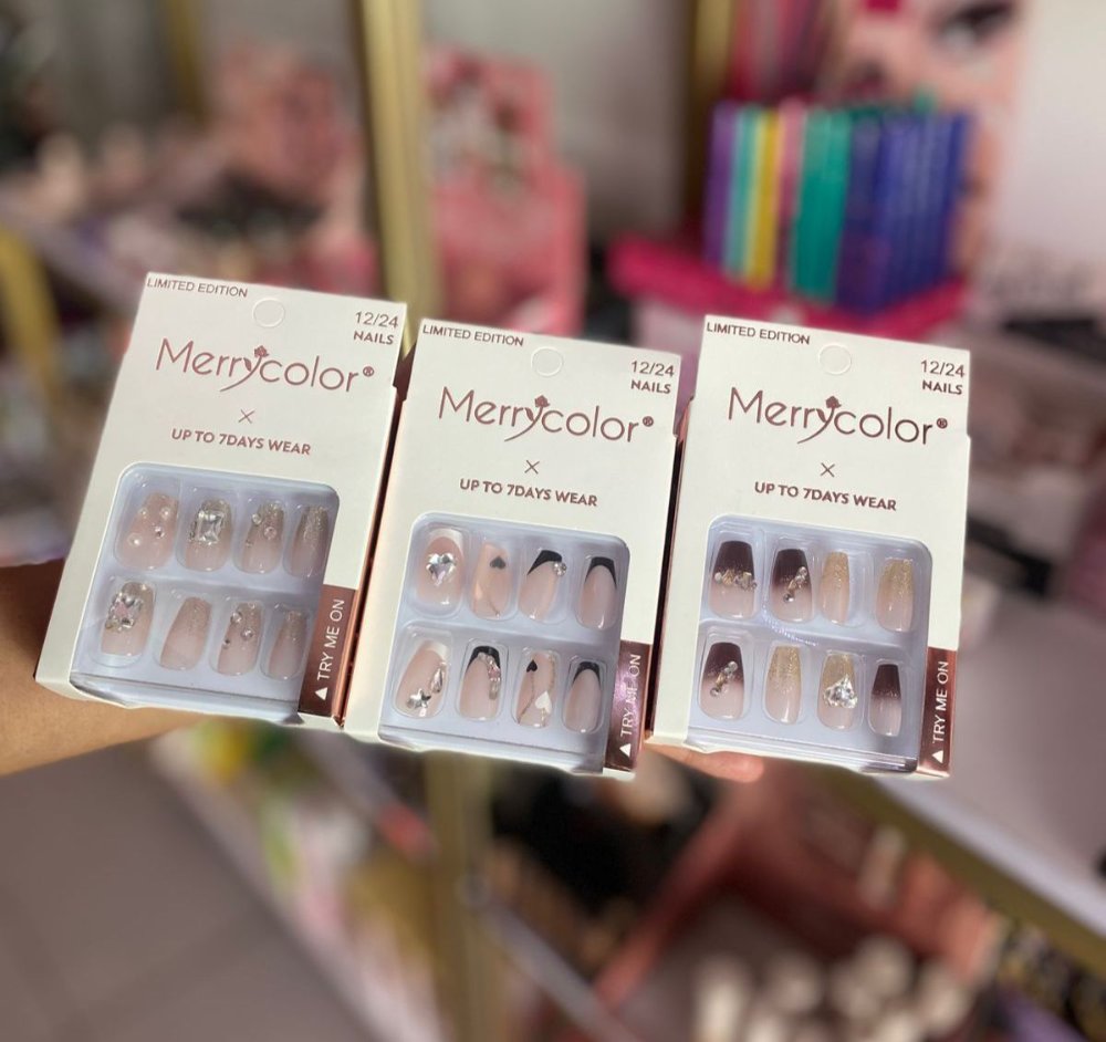 SET DE UÑAS POSTIZAS PM
