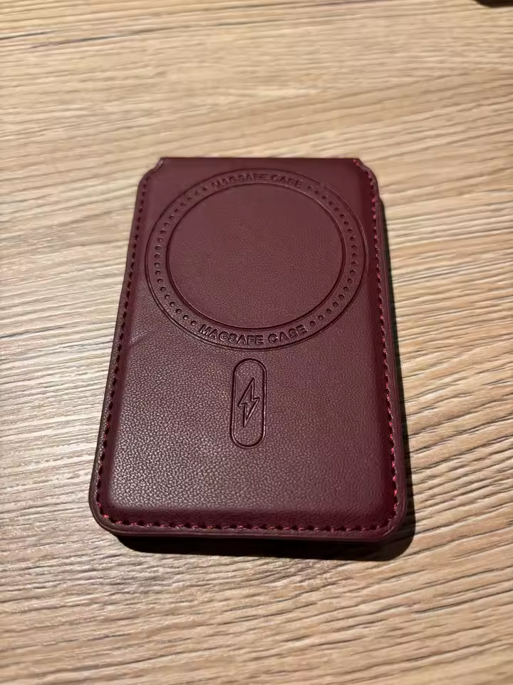 Tarjetero de cuero magnetico con MagSafe VINOTINTO