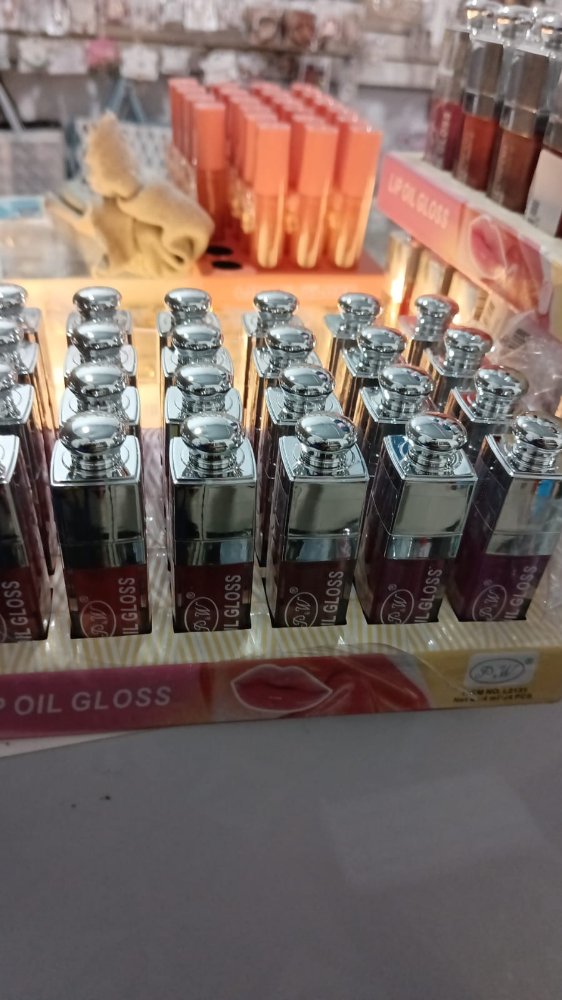 LIP OIL GLOSS  DE COLOR - P&W