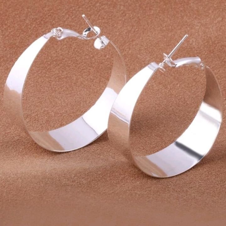 Argola metal prata Ref.:La0063