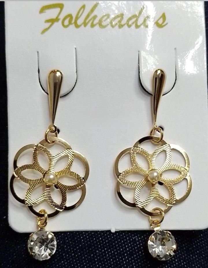 Brinco Flor folheado Ref.:La0059