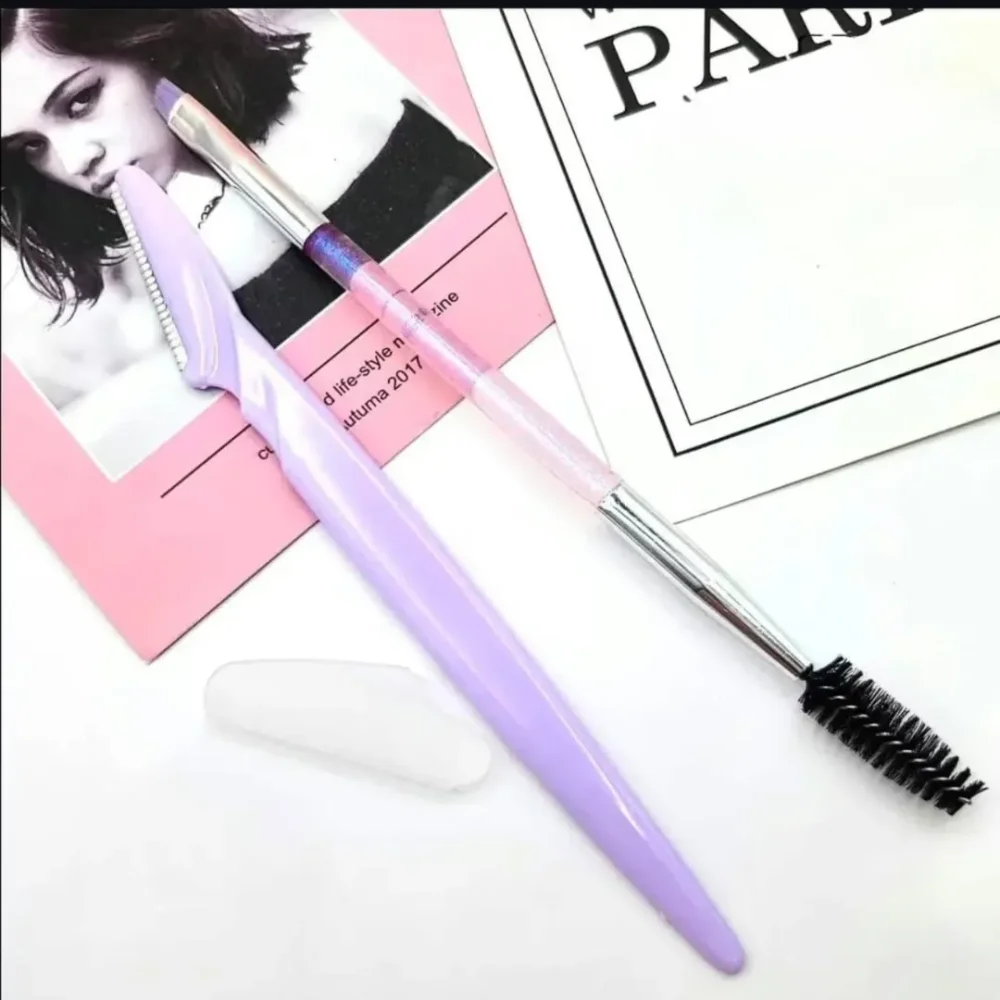 Set perfilador de cejas + cepillo ruby face