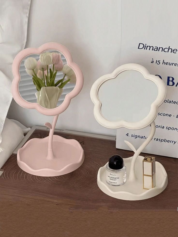 ESPEJO ELEGANTE  CON FORMA DE FLOR