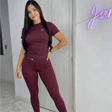 CONJUNTO DEPORTIVO MUJER