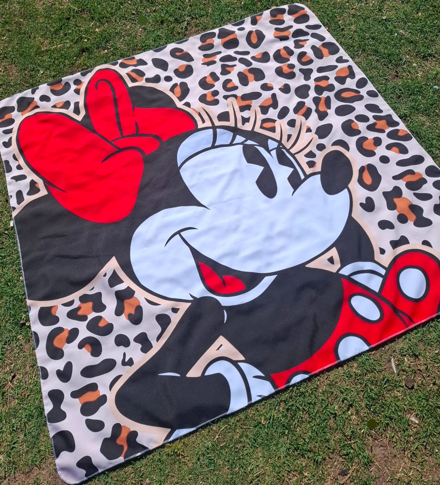 PLAYERA MINNIE