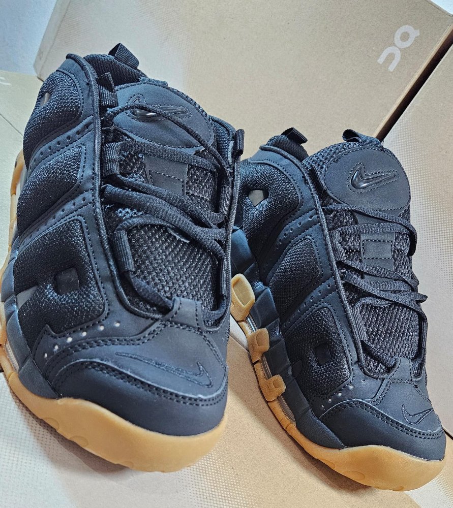 NIKE UP TEMPO NEGRO