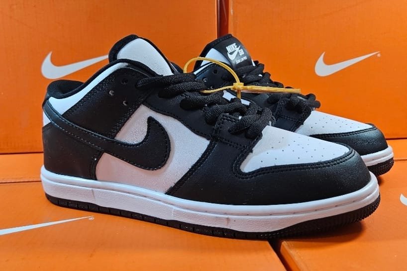 NIKE DUNK PANDA  #6.5