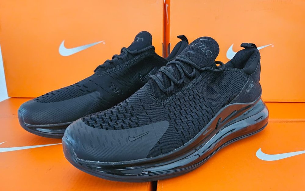 NIKE AIR 720 BLACK #7.5