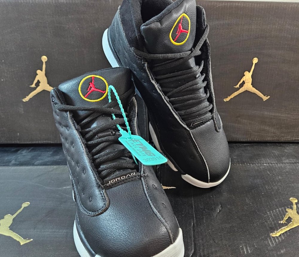 JORDAN RETRO 13 MID PLAYOFF #6.5