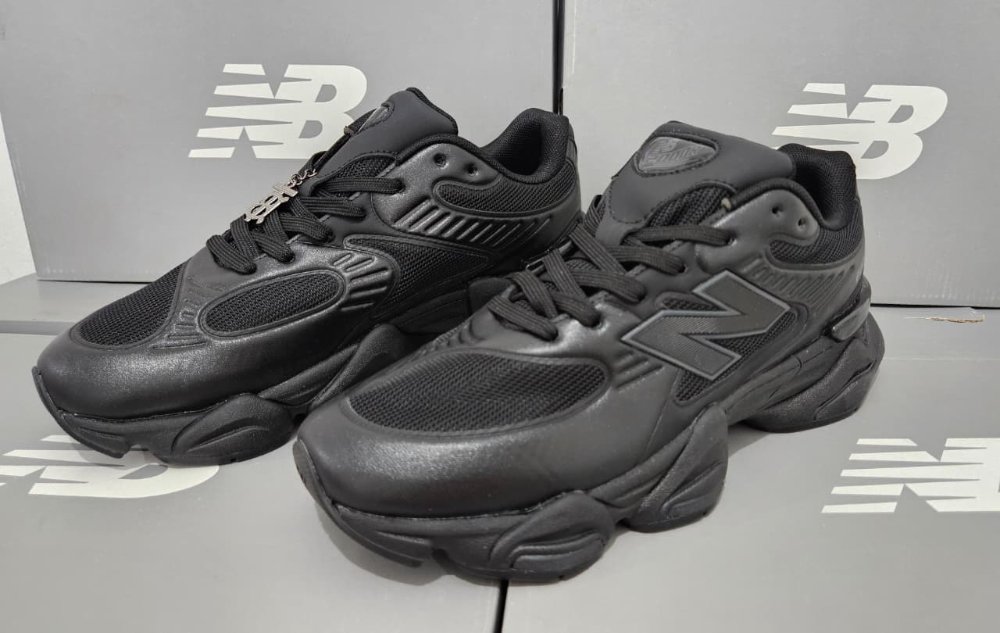 NEW BALANCE 2000R NEGROS #6