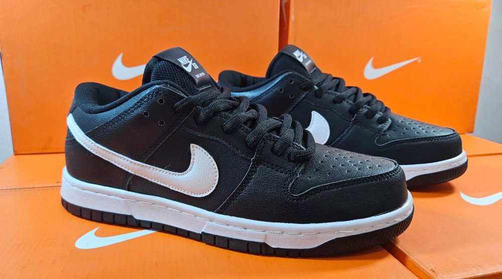 NIKE DUNK NEGRO/BLANCO