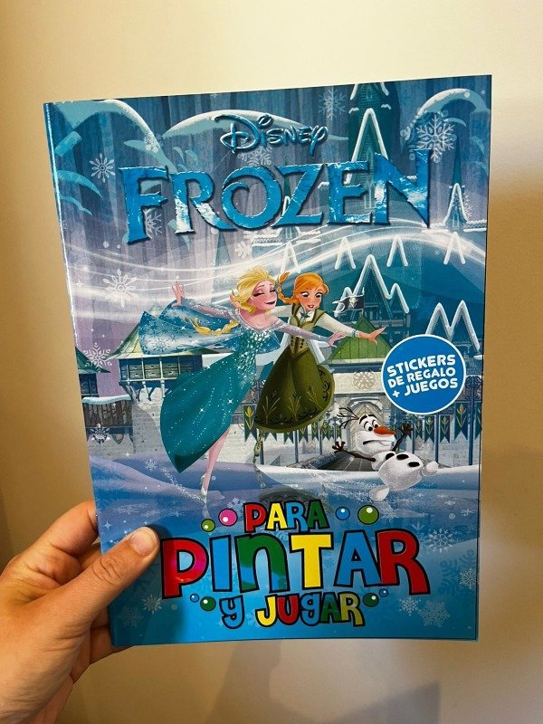 LIBRO PARA PINTAR Y JUGAR FROZEN