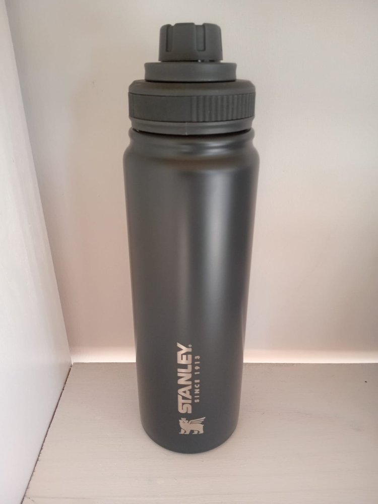 BOTELLA TÉRMICA 800ml RÉPLICA STANLEY GRIS