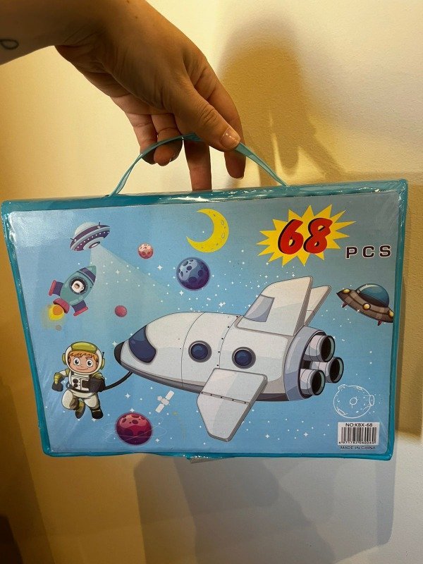 SET ESCOLAR X60 PIEZAS CELESTE