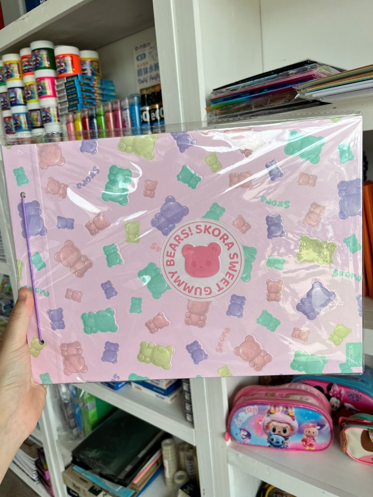 CARPETA N5 DOS TAPAS APAISADA GUMMIE SKORA