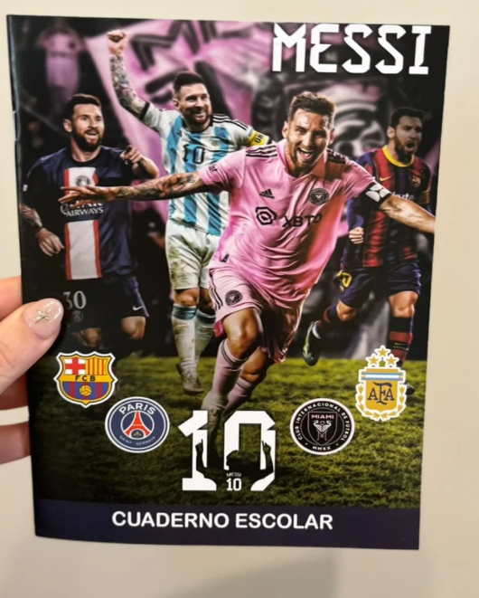 CUADERNO 16X20CM RAYADO 24 HOJAS TAPA FLEXIBLE MESSI