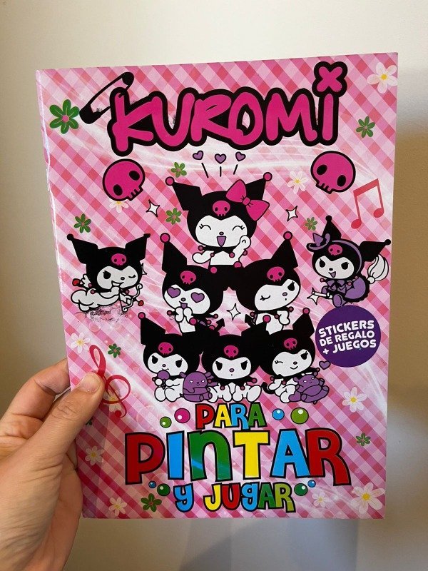 LIBRO PARA PINTAR Y JUGAR KUROMI