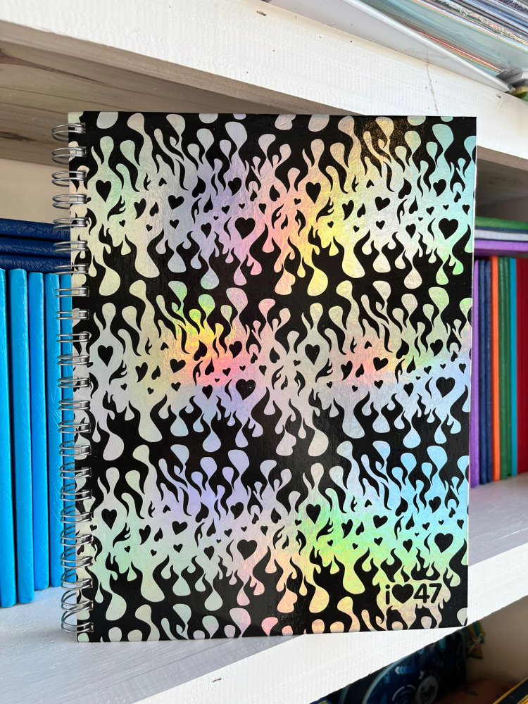 CUADERNO 22X29.7CM RAYADO 120 HOJAS TAPA DURA MOOVING