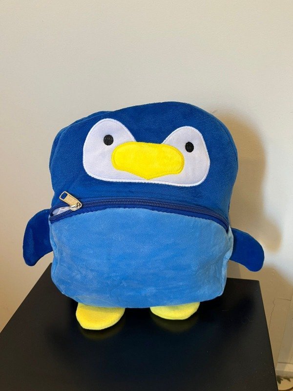 MOCHILA PLUSH 12" PINGüINO